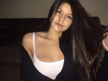 Çekmeköy Genç Esmer Escort Bayan Şermin Çılgınlık Peşinde