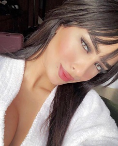 Kartal 69 Pozisyonunda Orgazma Eriştiren Escort Kadın Lilly